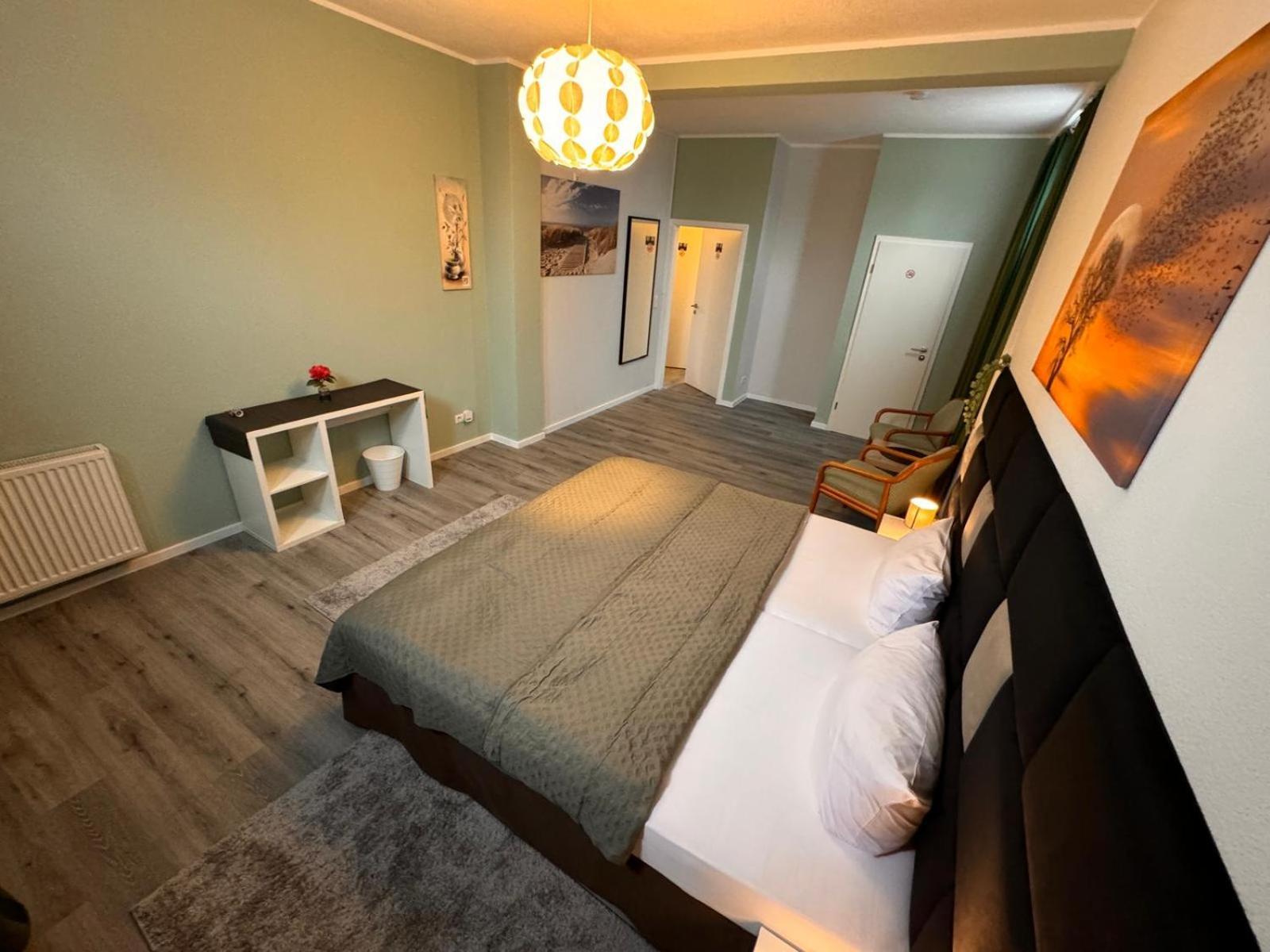 F-F Haus Monteuren Unterkunft Neuhausen auf den Fildern Buitenkant foto