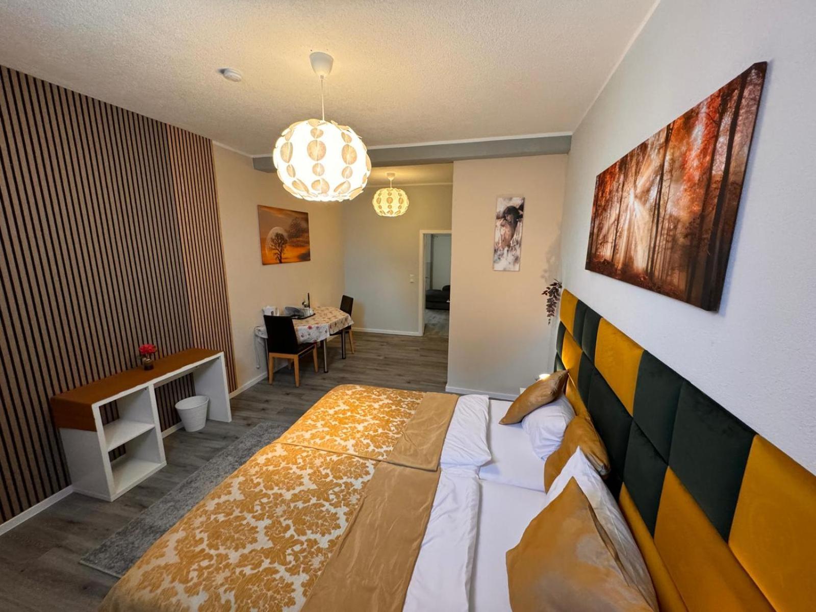 F-F Haus Monteuren Unterkunft Neuhausen auf den Fildern Buitenkant foto