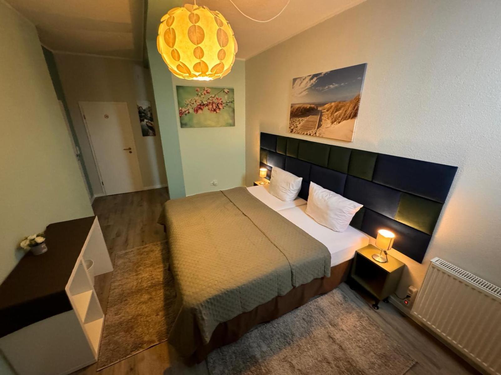 F-F Haus Monteuren Unterkunft Neuhausen auf den Fildern Buitenkant foto